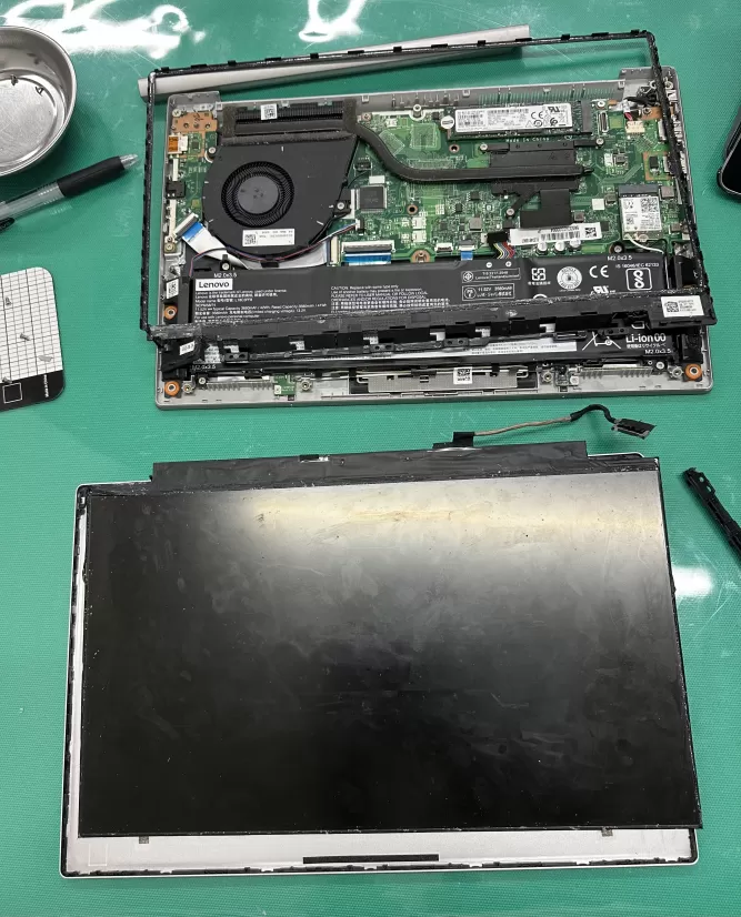 ノートパソコン　Lenovo IdeaPad S340‐13IMLの液晶破損、画面交換修理 イメージ画像